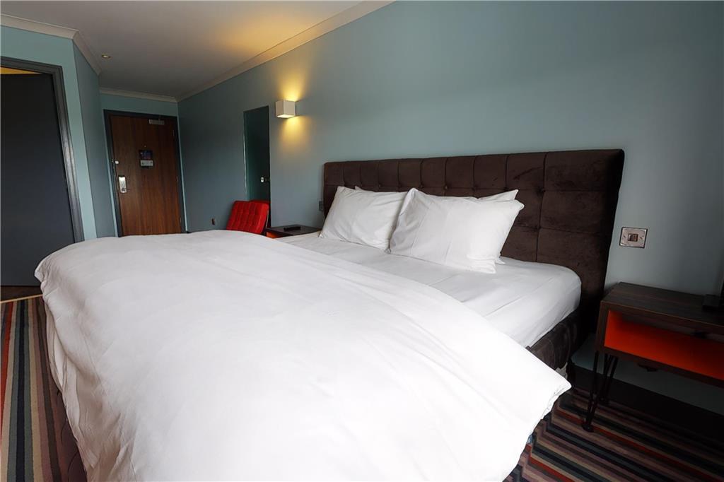 Village Hotel Newcastle Holystone  Quarto foto